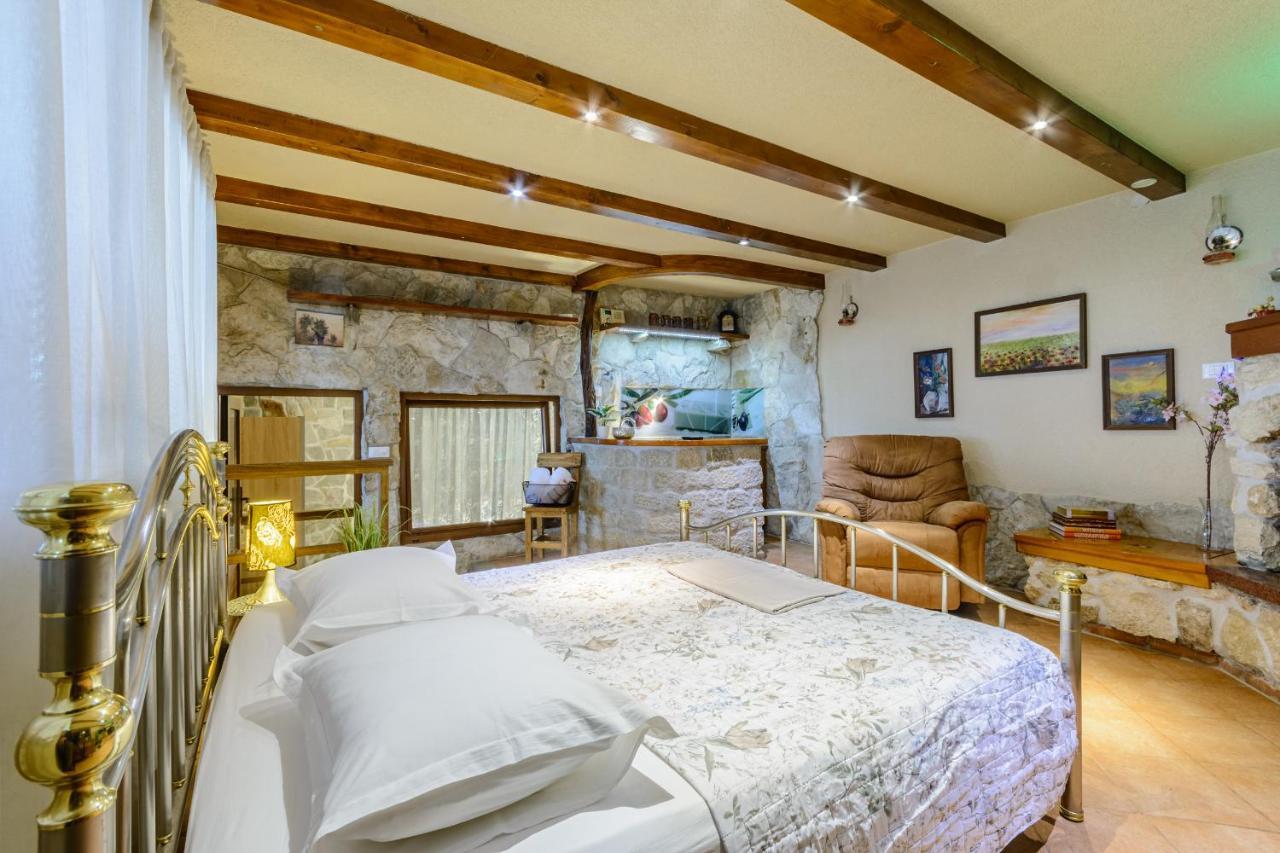 Villa Secluded Paradise Omiš Eksteriør billede